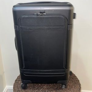 Floatti Kickstarter Travel Roller Bag